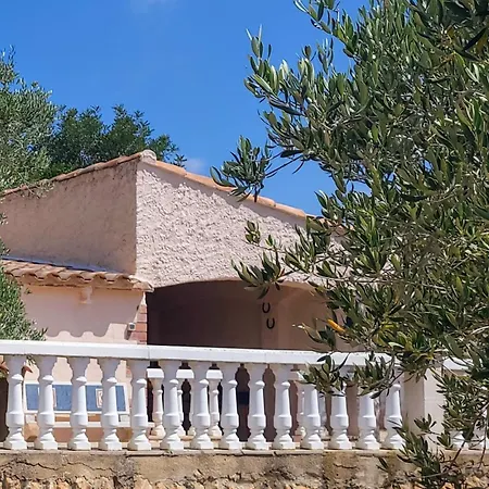 Aguilas, Casa Catala L'Ametlla de Mar