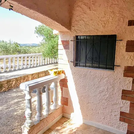 Aguilas, Casa Catala